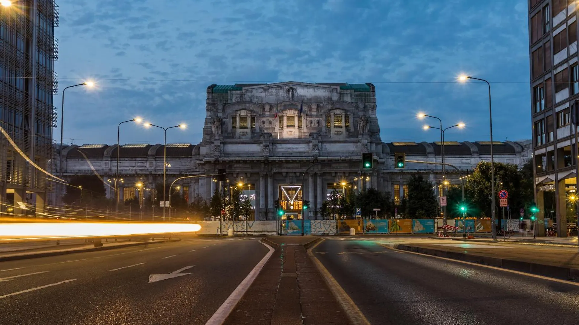 Appartamento Navigli Duomo - Chateau Milan, Metro M2 E Parcheggio Gratuito Milano
